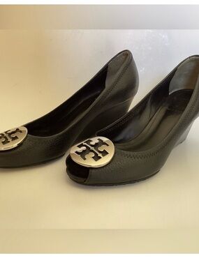 Tory Burch Black Pebbled Leather Sally Silver Logo Peep Toe Wedge Heels
